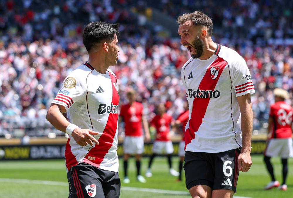 三连败！利物浦1-4埃因霍温Liverpool 1-4 PSV 🥶