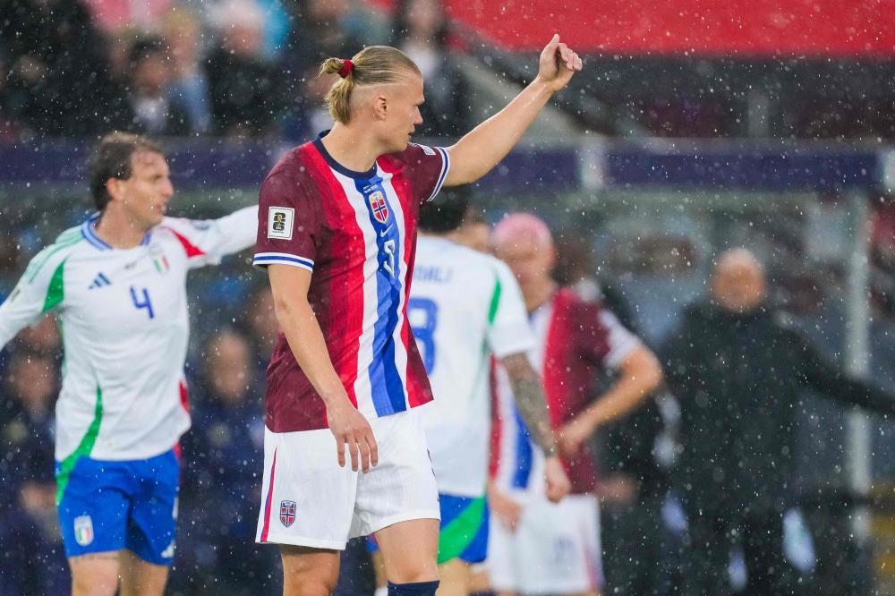 尤尔曼德：哈兰德是最好的前锋之一，但足球始终是团队运动